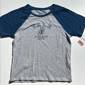 Yale Women’s Fitted T-Shirt